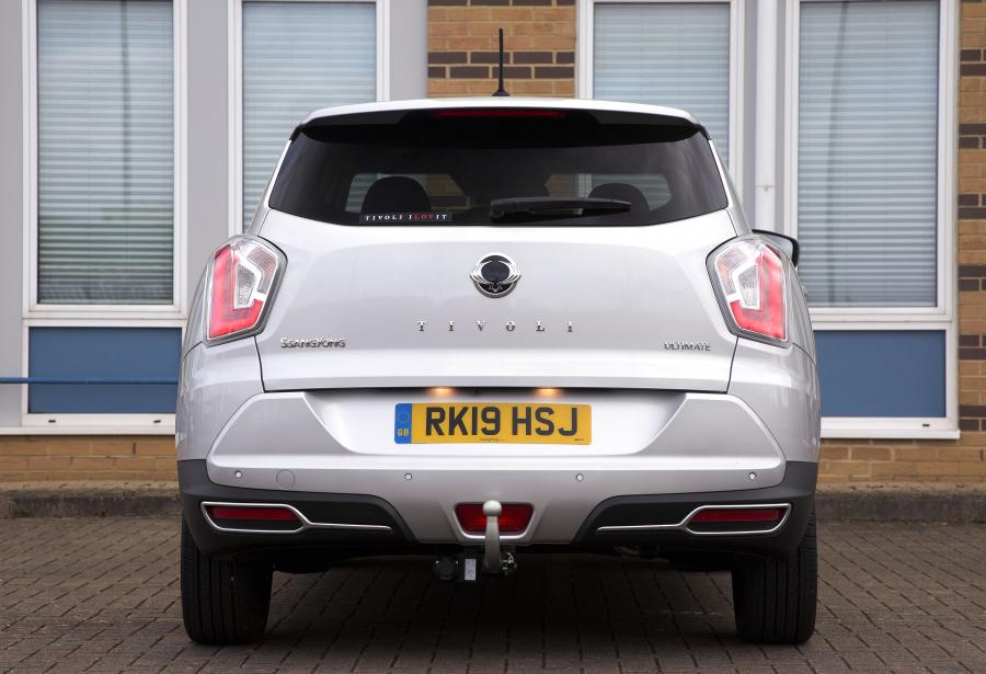  SsangYong Tivoli Ultimate 2018 года  (UK) (фото 21 из 37)